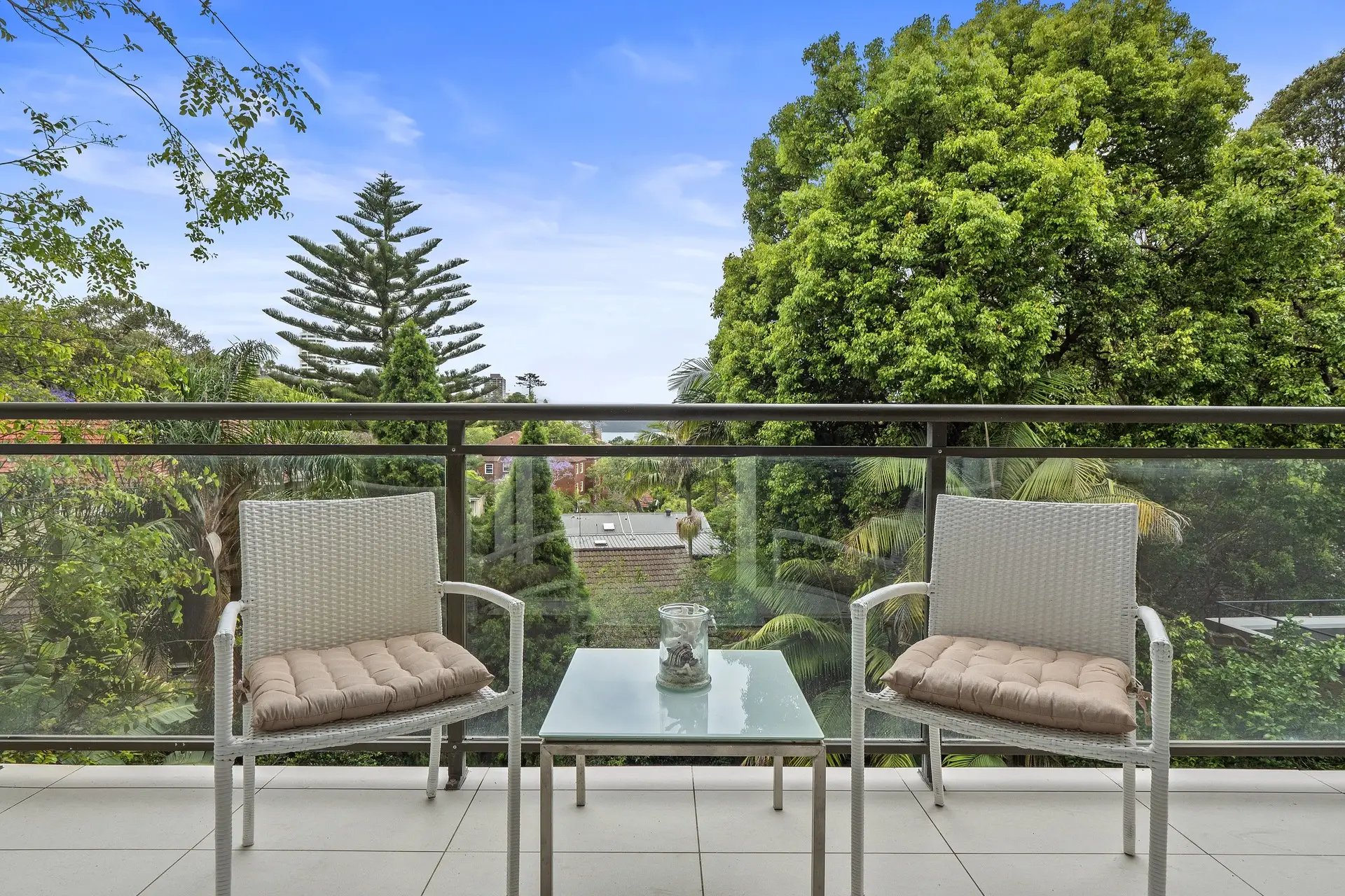 11/250 New South Head Road, Double Bay Sold by Bradfield Badgerfox - image 1
