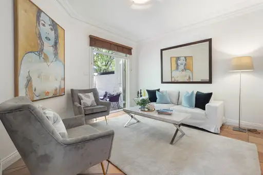 1/77-79 Ocean Street, Woollahra Sold by Bradfield Badgerfox