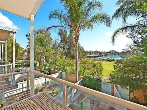 6/9 Bayside Street, Lilyfield Sold by Bradfield Badgerfox
