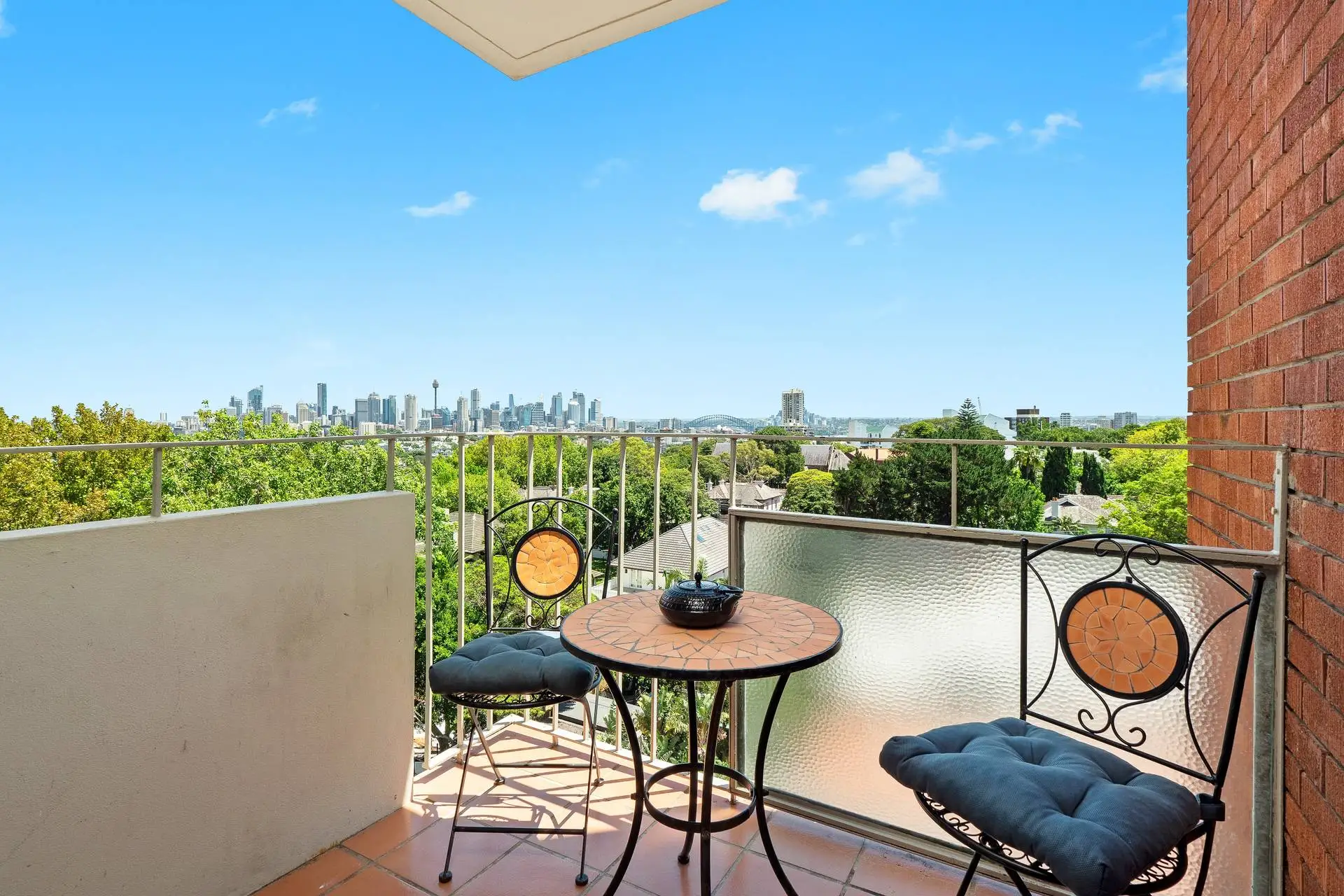 35/8-14 Fullerton Street, Woollahra Sold by Bradfield Badgerfox - image 1