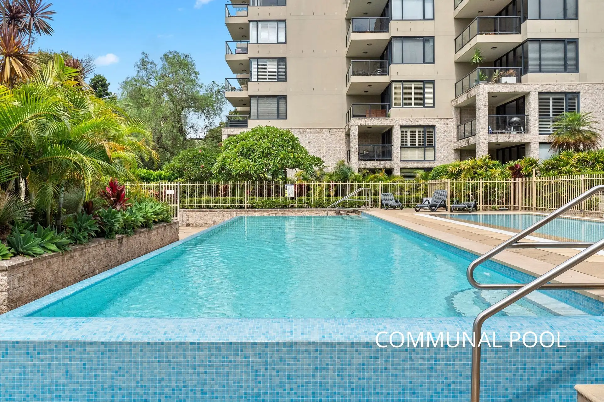 210/1A Clement Place, Rushcutters Bay Sold by Bradfield Badgerfox - image 1