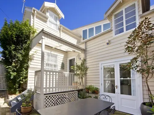 4 Little Selwyn Street, Paddington Sold by Bradfield Badgerfox