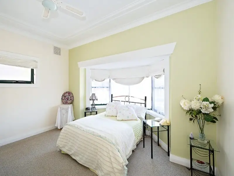 40 The Avenue, Rose Bay Sold by Bradfield Badgerfox - image 1