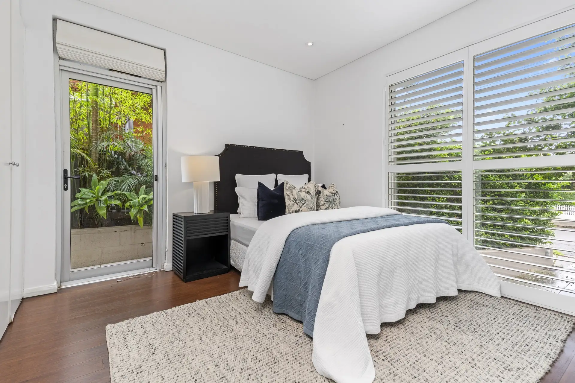 1/36 Dover Road, Rose Bay Sold by Bradfield Badgerfox - image 1