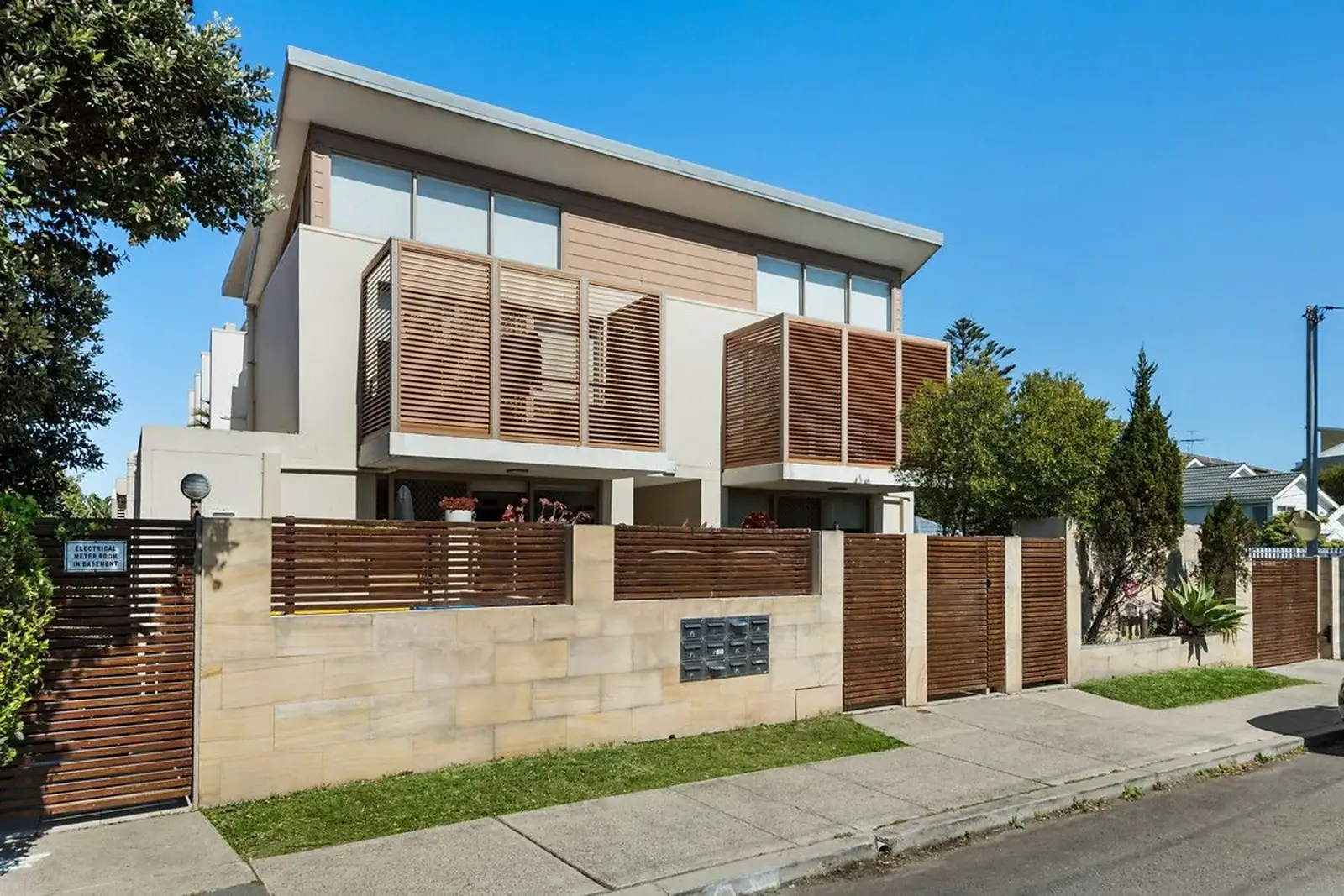 1/8-10 Burge Street, Vaucluse Sold by Bradfield Badgerfox - image 1