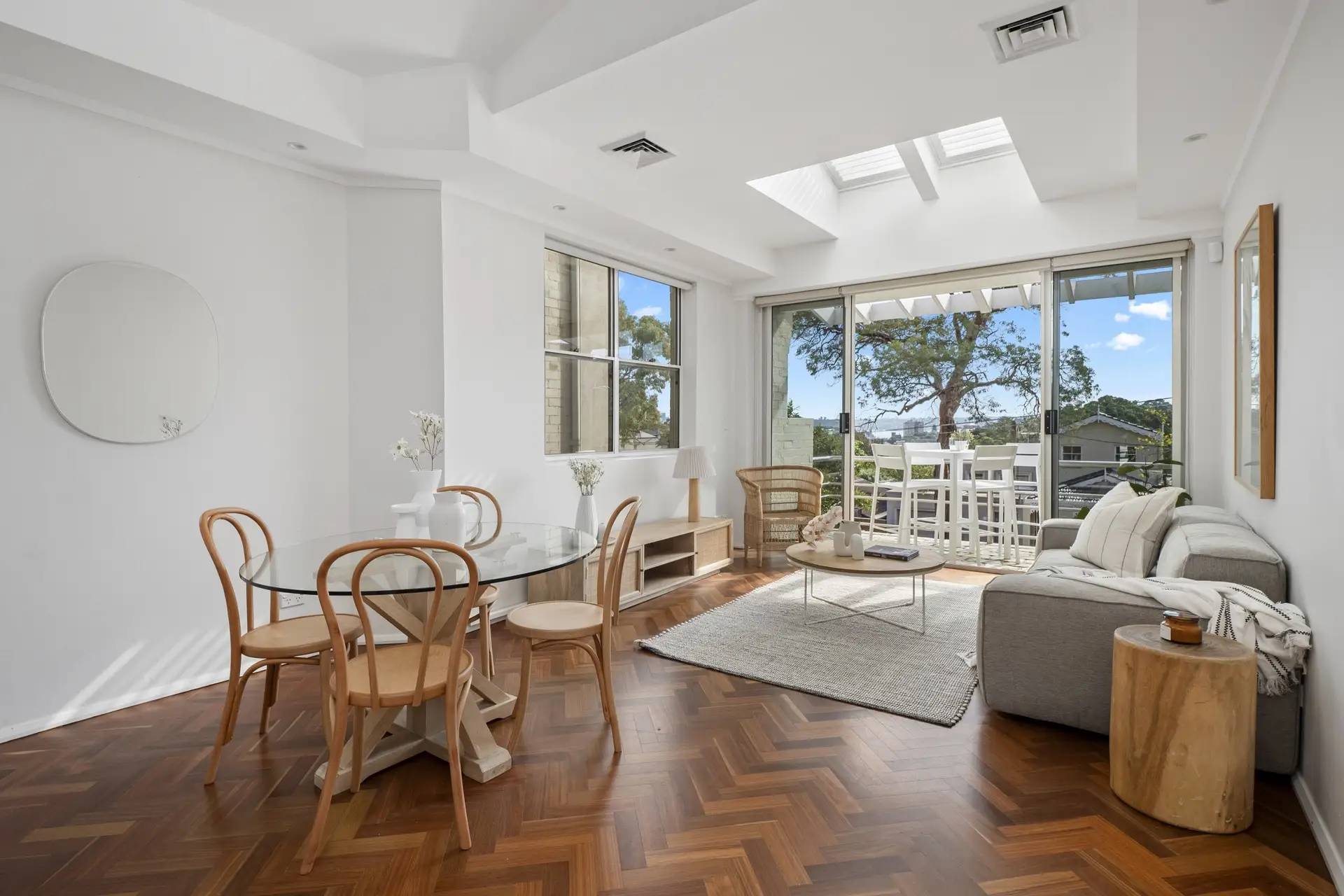 41 Fletcher Street, Woollahra Sold by Bradfield Badgerfox - image 1