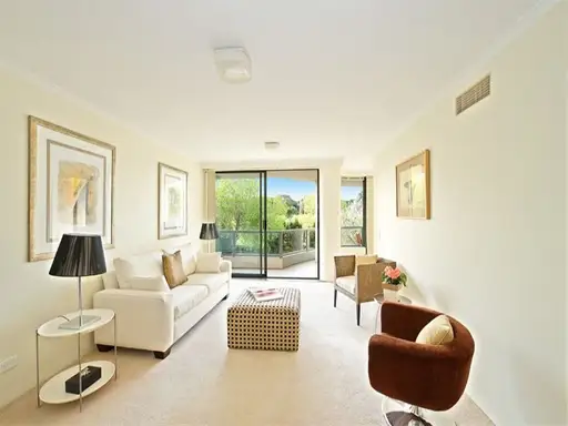 302/93 Brompton Road, Kensington Sold by Bradfield Badgerfox