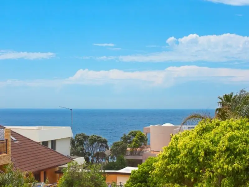 7 Close Street, Coogee Sold by Bradfield Badgerfox - image 1