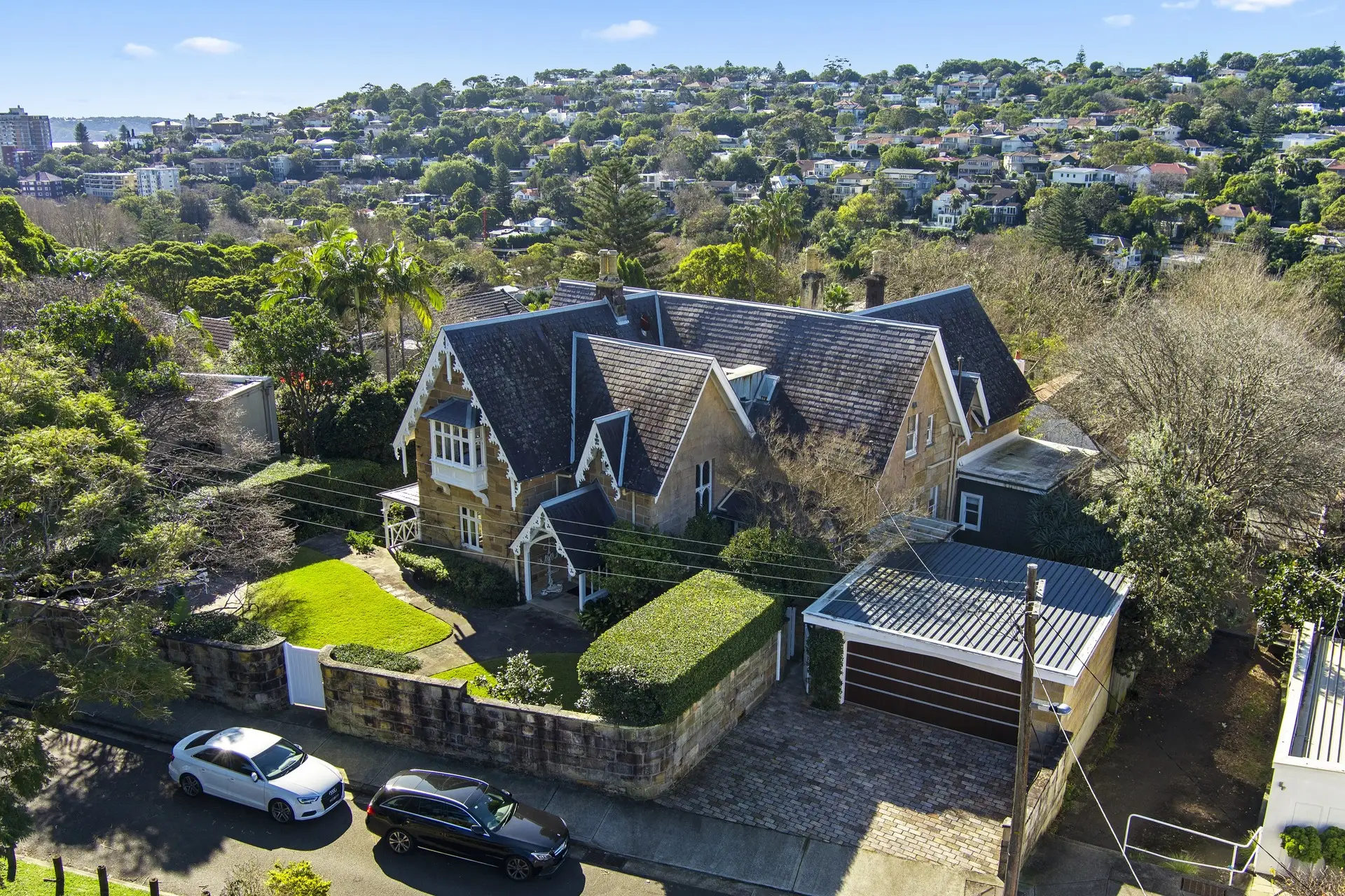 38 Roslyndale Avenue, Woollahra Sold by Bradfield Badgerfox - image 1