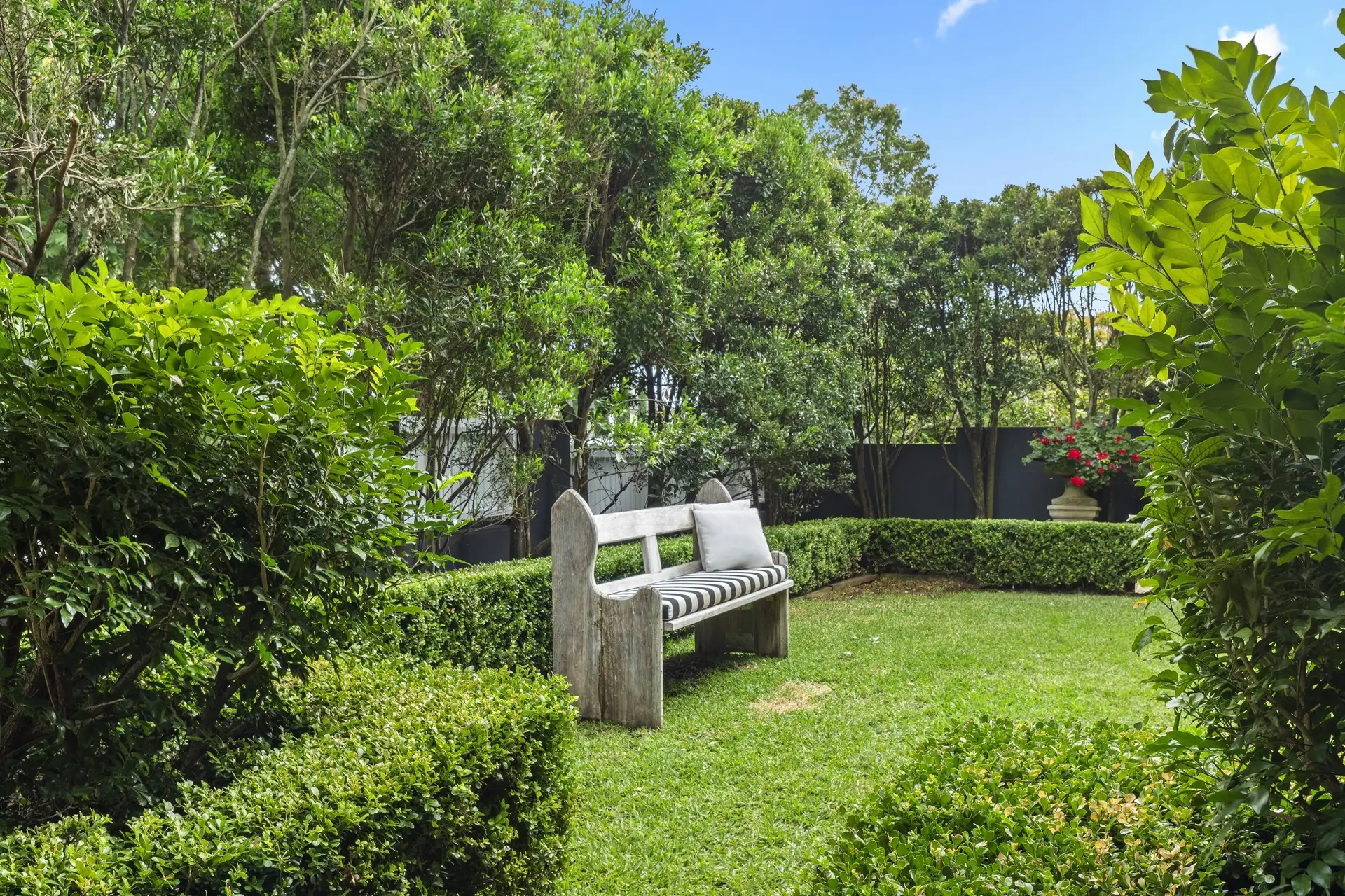 19 March Street, Bellevue Hill Sold by Bradfield Badgerfox - image 1