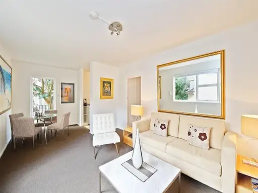 3/18 The Avenue, Rose Bay Sold by Bradfield Badgerfox