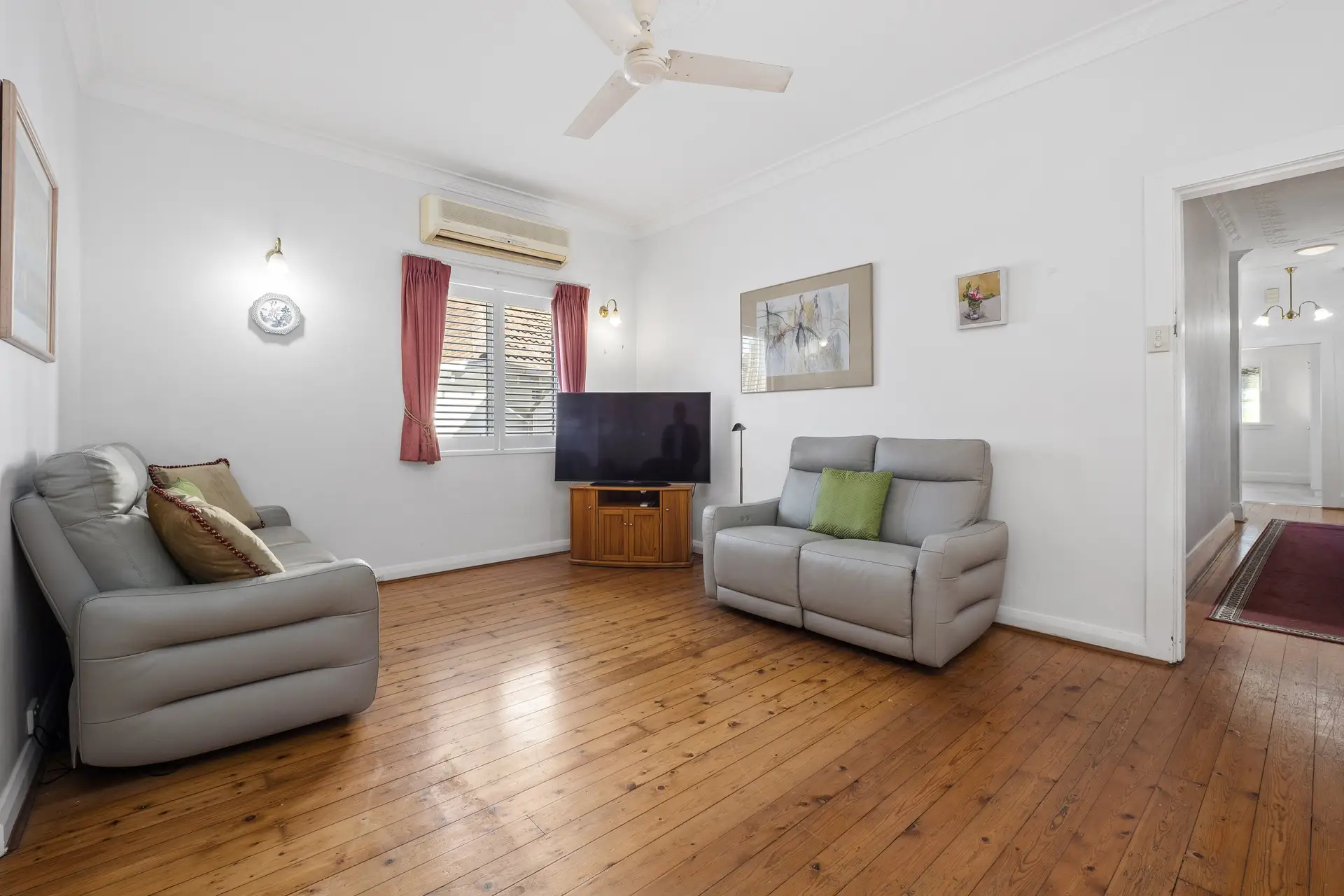 90 Mons Avenue, Maroubra Sold by Bradfield Badgerfox - image 1