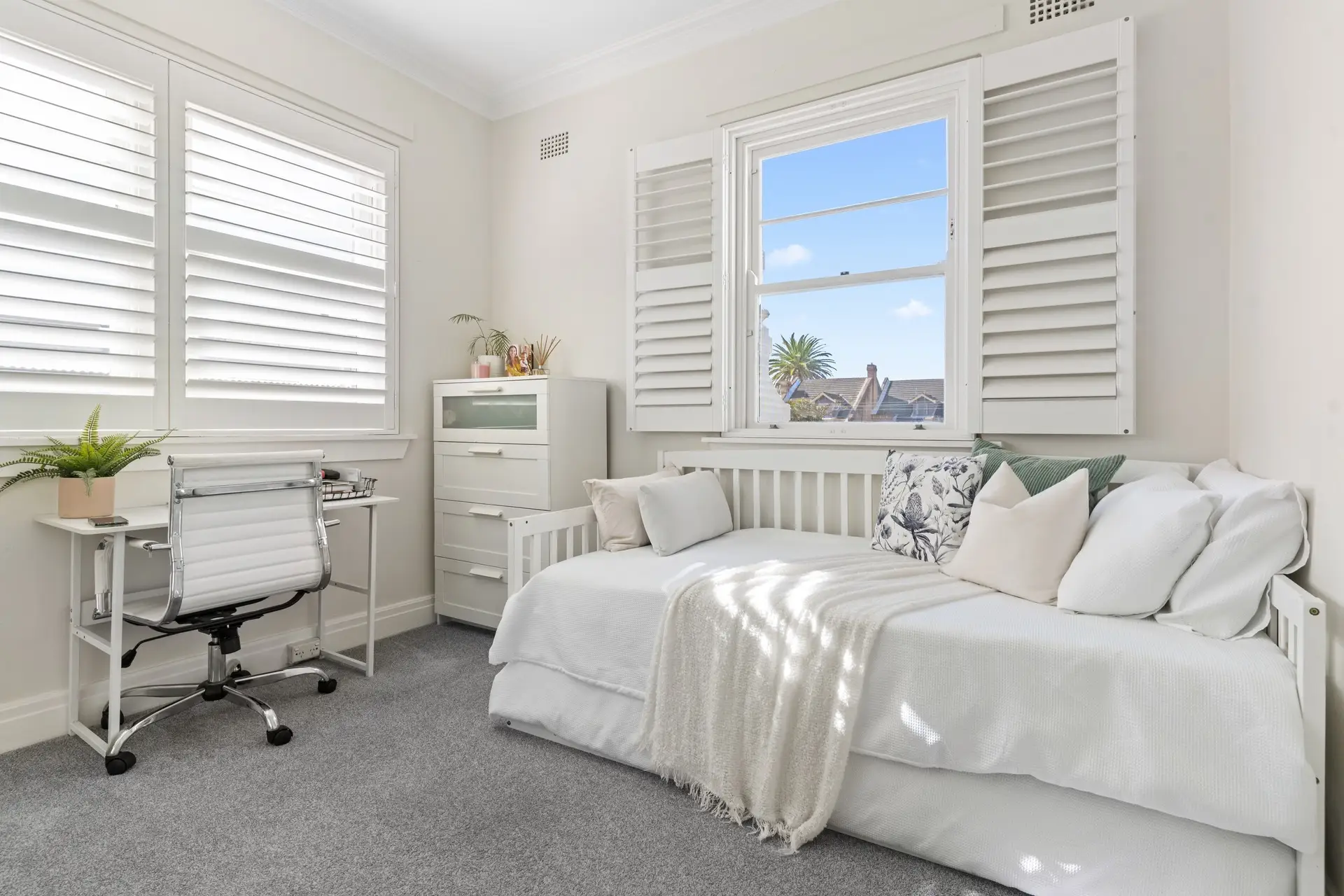 8/12 Dutruc Street, Randwick Sold by Bradfield Badgerfox - image 1