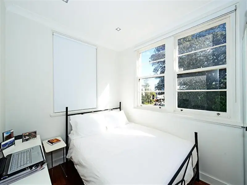 6/220-222 New South Head Road, Edgecliff Sold by Bradfield Badgerfox - image 1