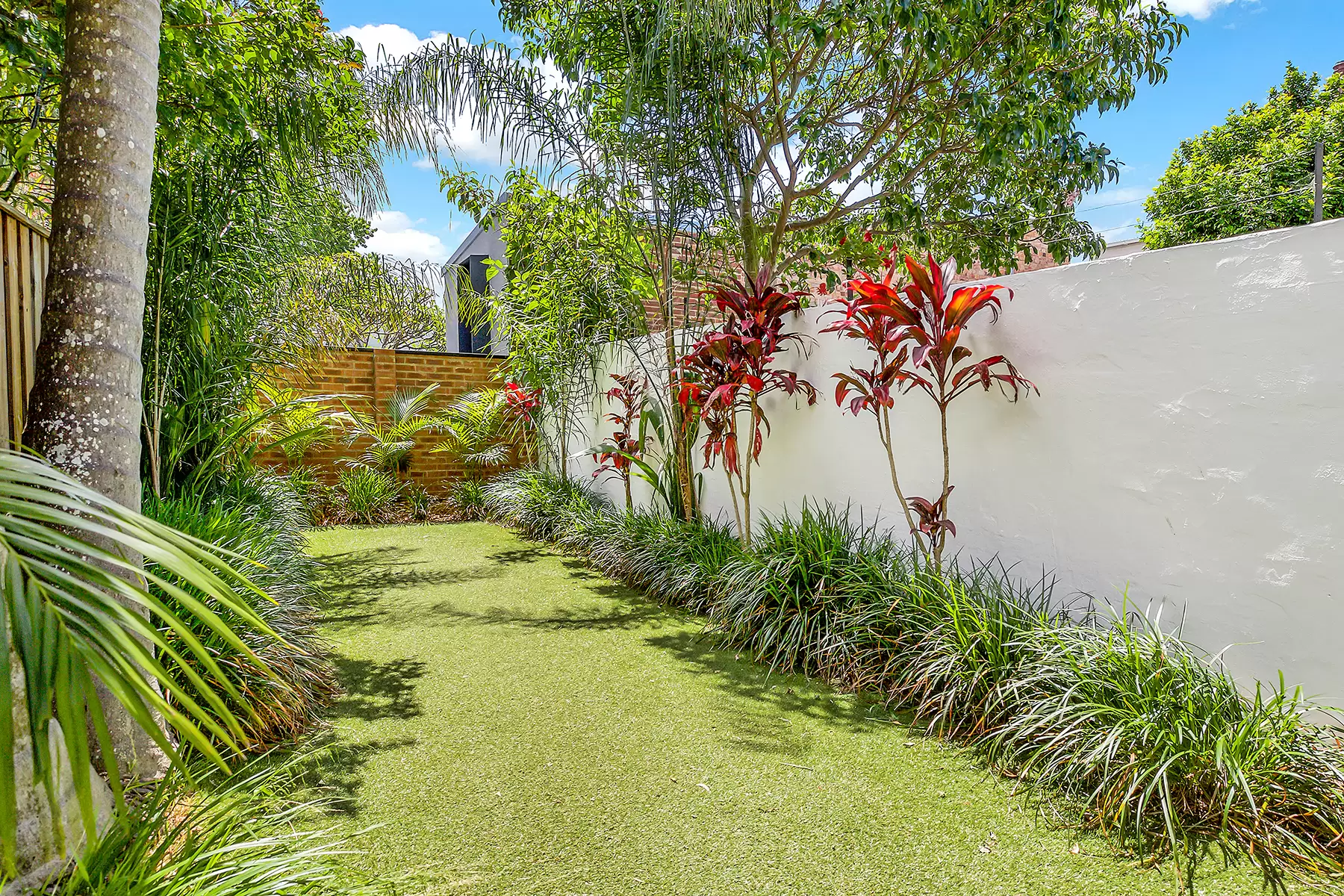 8 Queen Road, Paddington Leased by Bradfield Badgerfox - image 1