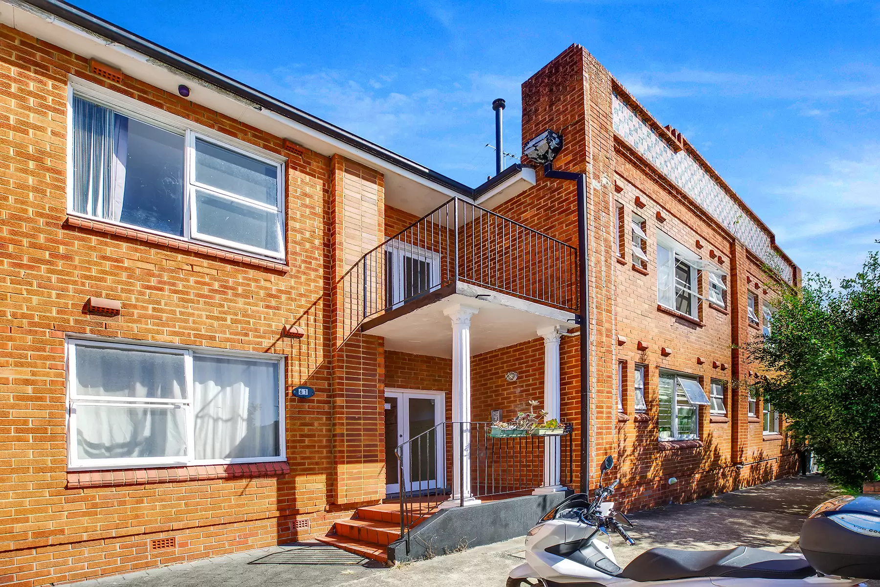 18/61 Curlewis Street, Bondi Beach Leased by Bradfield Badgerfox - image 1