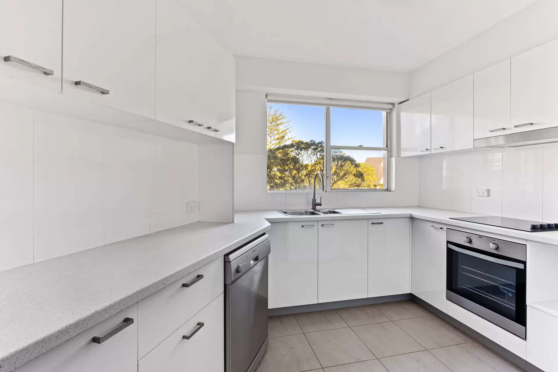 13/105A Darling Point Road, Darling Point Leased by Bradfield Badgerfox - image 1