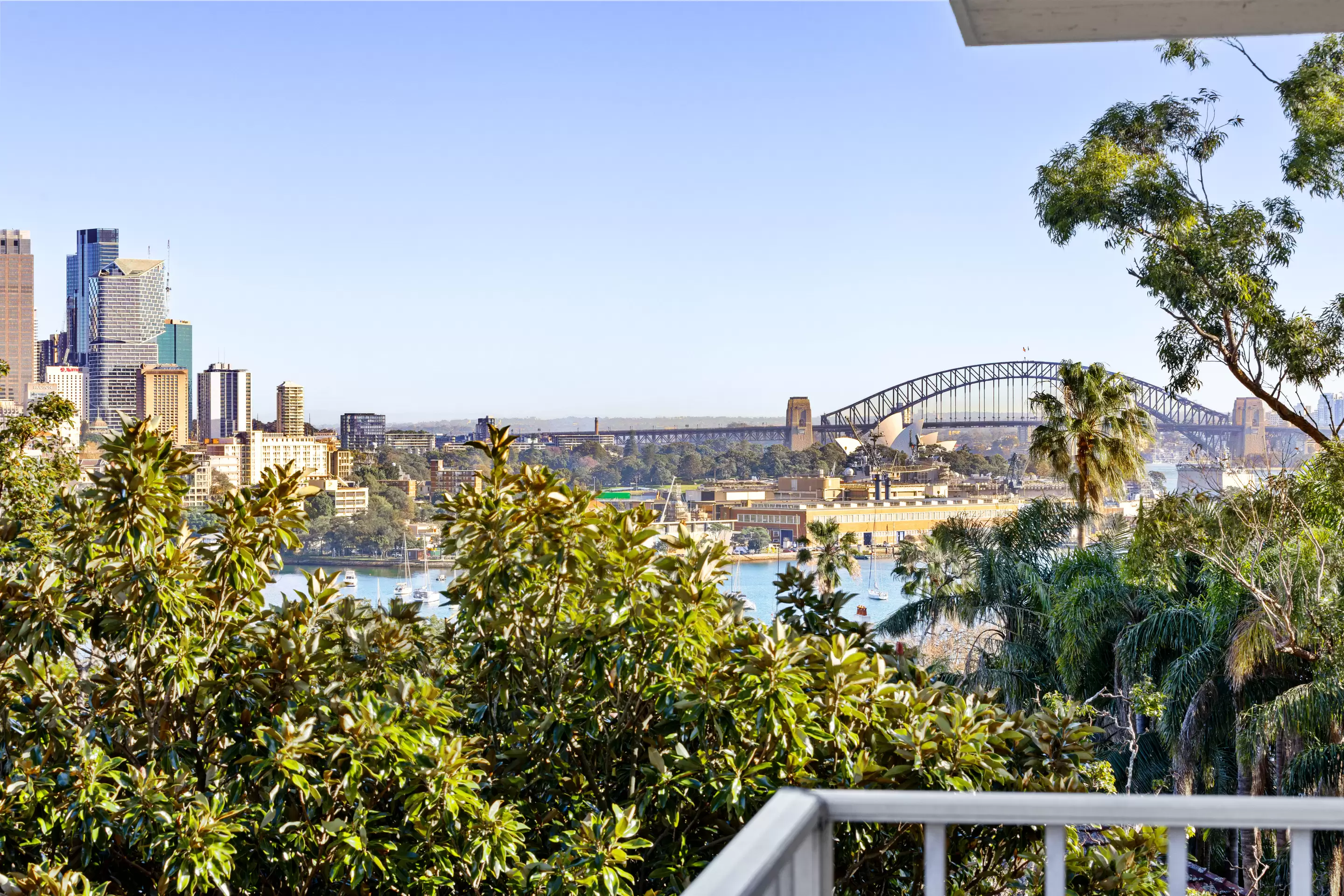 13/105A Darling Point Road, Darling Point Leased by Bradfield Badgerfox - image 1