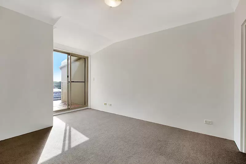 10/30 Ridge Street, North Sydney Leased by Bradfield Badgerfox - image 1