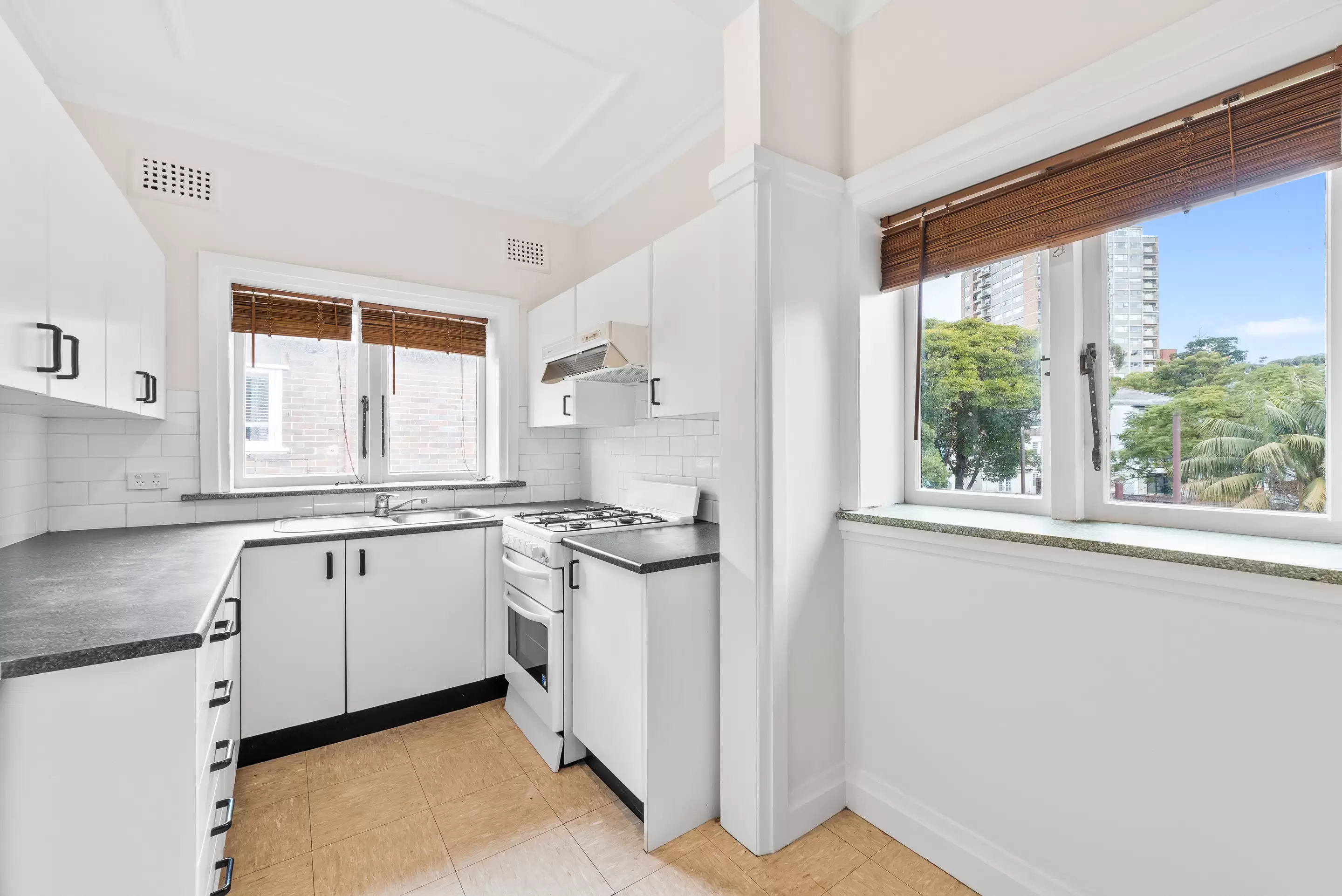 5/61 William Street, Double Bay Leased by Bradfield Badgerfox - image 1
