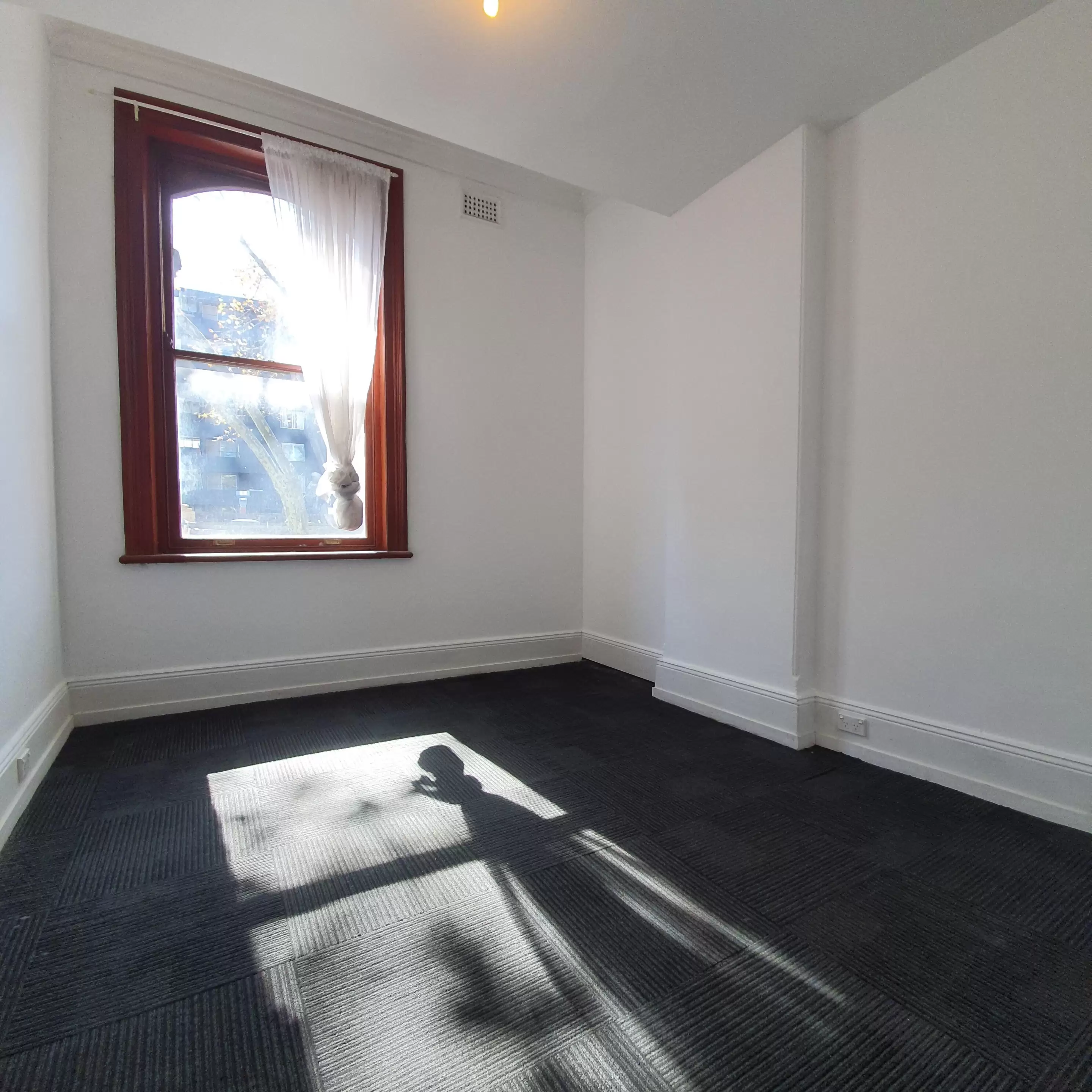 1/320 Crown Street, Surry Hills Leased by Bradfield Badgerfox - image 1