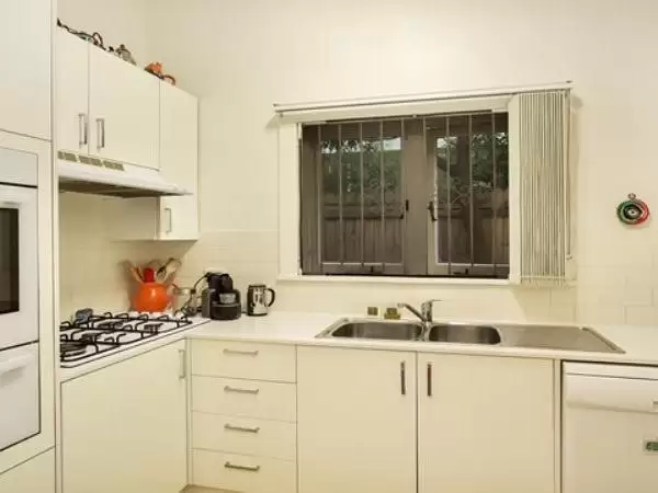 2/4 Salisbury Road, Rose Bay Leased by Bradfield Badgerfox - image 1