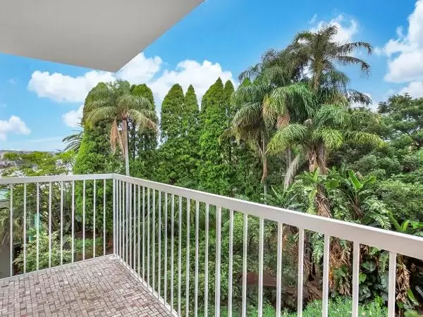 28/4 Mitchell Road, Darling Point Leased by Bradfield Badgerfox - image 1