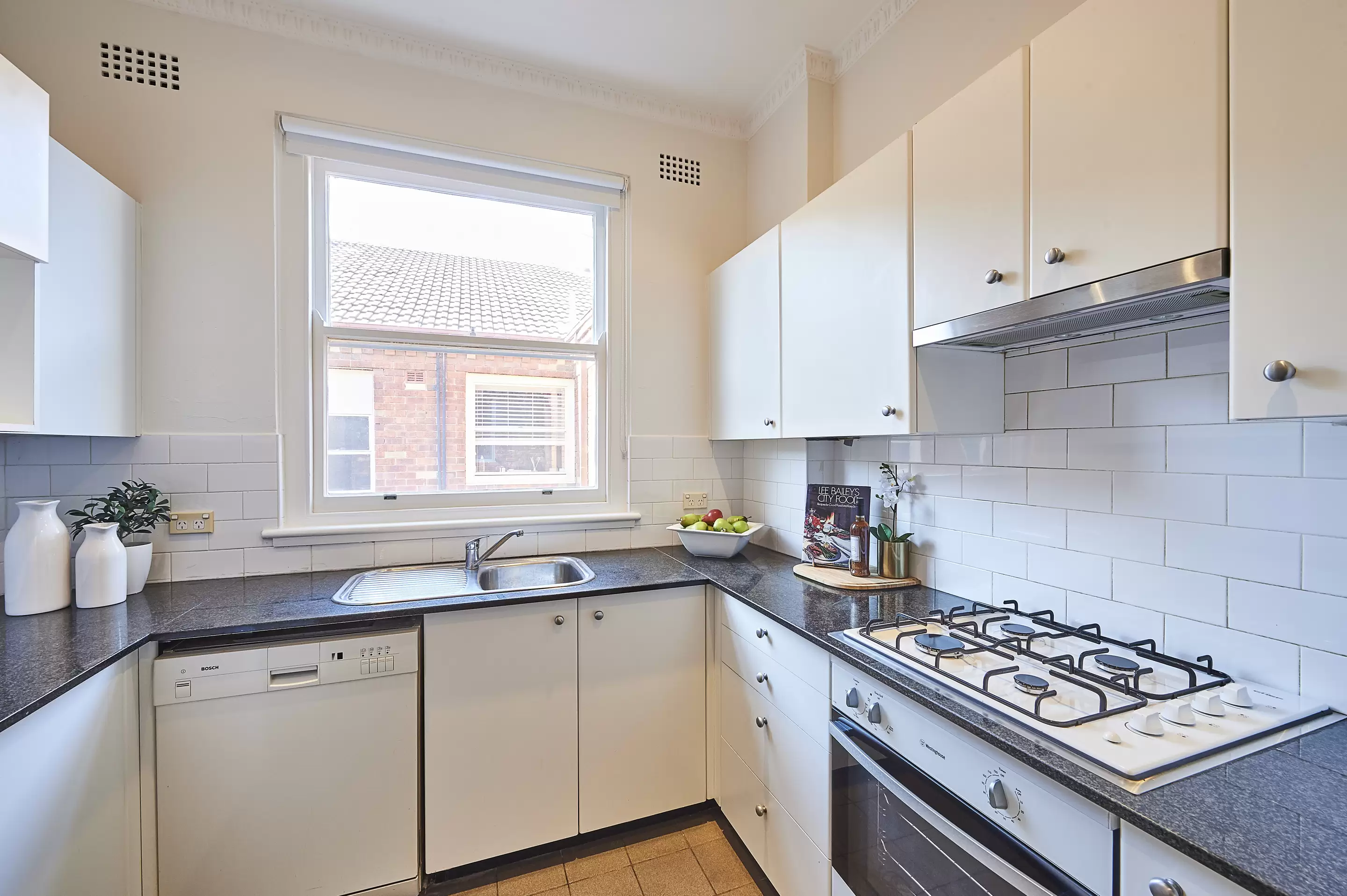 12/4 Iluka Street, Rose Bay Leased by Bradfield Badgerfox - image 1