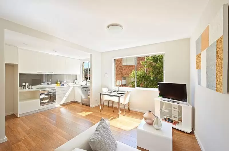 6/79 Duncan Street, Maroubra Leased by Bradfield Badgerfox - image 1