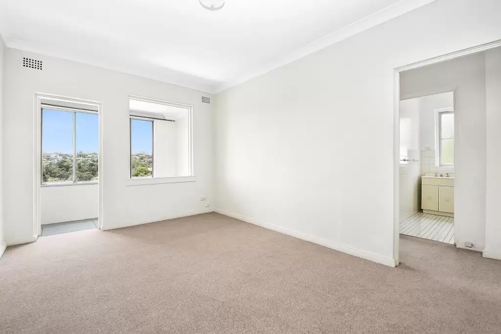 8/233 Edgecliff Road, Woollahra Leased by Bradfield Badgerfox