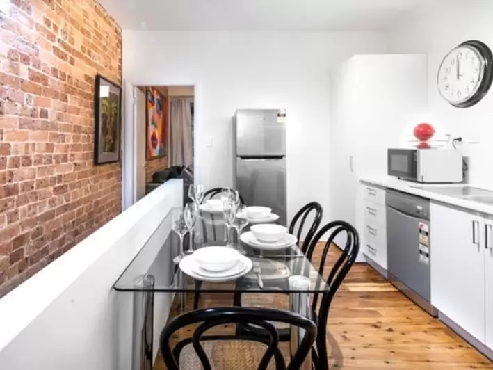330 Crown Street, Surry Hills Leased by Bradfield Badgerfox - image 1