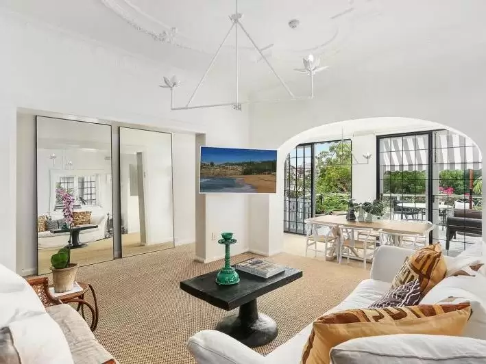 1/30 Yarranabbe Road, Darling Point Leased by Bradfield Badgerfox - image 1