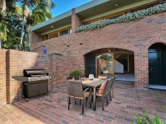 4/3-5 Marathon Road, Darling Point Leased by Bradfield Badgerfox - image 1