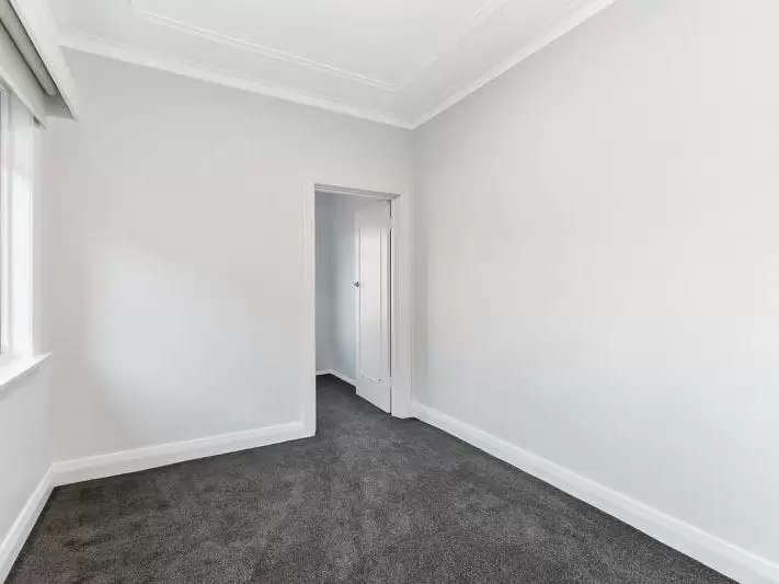 11/3 Elanora Street, Rose Bay Leased by Bradfield Badgerfox - image 1