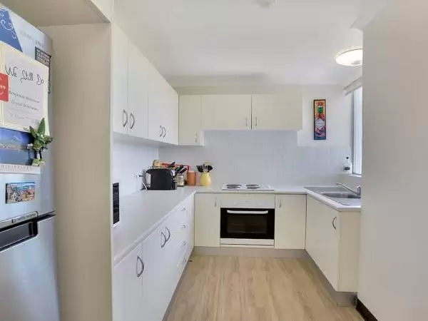 32/6 Carr Street, Waverton Leased by Bradfield Badgerfox - image 1