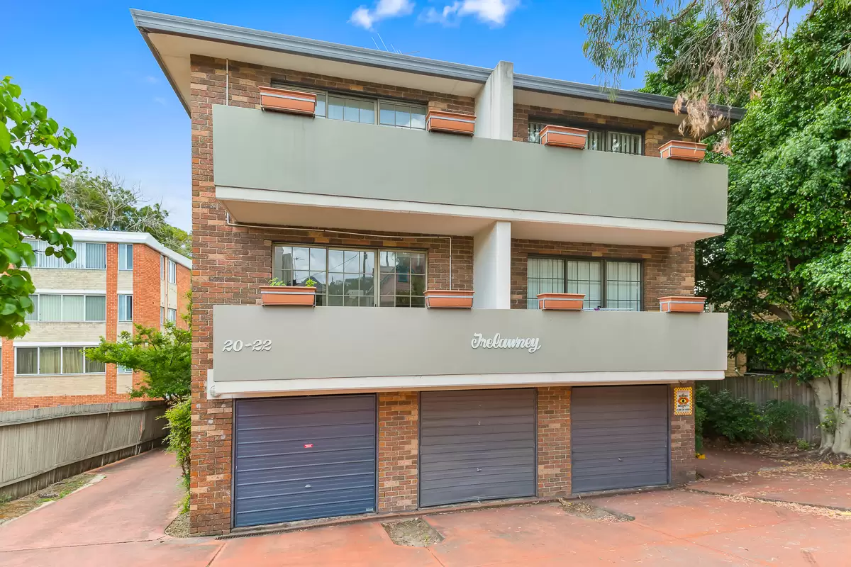 2/20-22 Ross Street, Glebe Leased by Bradfield Badgerfox - image 1