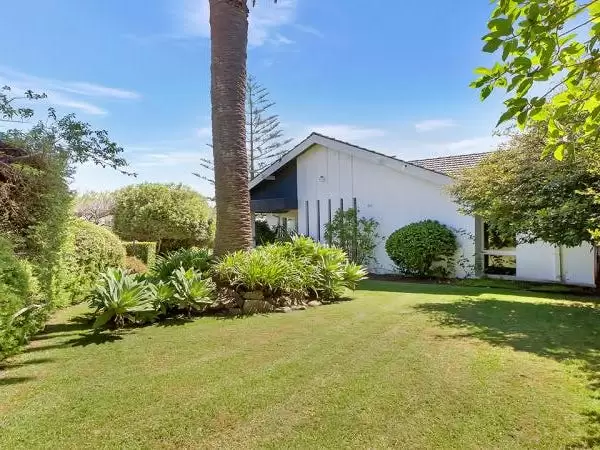 2 Cecil Road, Rose Bay Leased by Bradfield Badgerfox - image 1