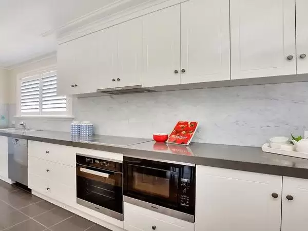2/46 Clovelly Road, Randwick Leased by Bradfield Badgerfox - image 1