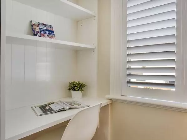 2/46 Clovelly Road, Randwick Leased by Bradfield Badgerfox - image 1