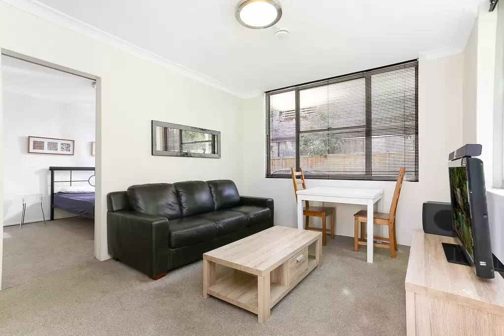 4/68 Cook Road, Centennial Park Leased by Bradfield Badgerfox