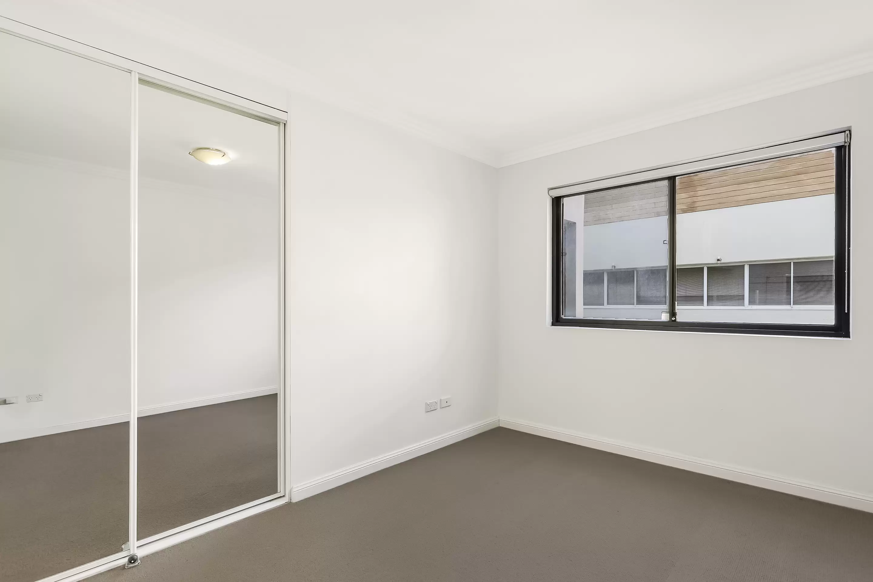 1/74 McLachlan Avenue, Rushcutters Bay Leased by Bradfield Badgerfox - image 1