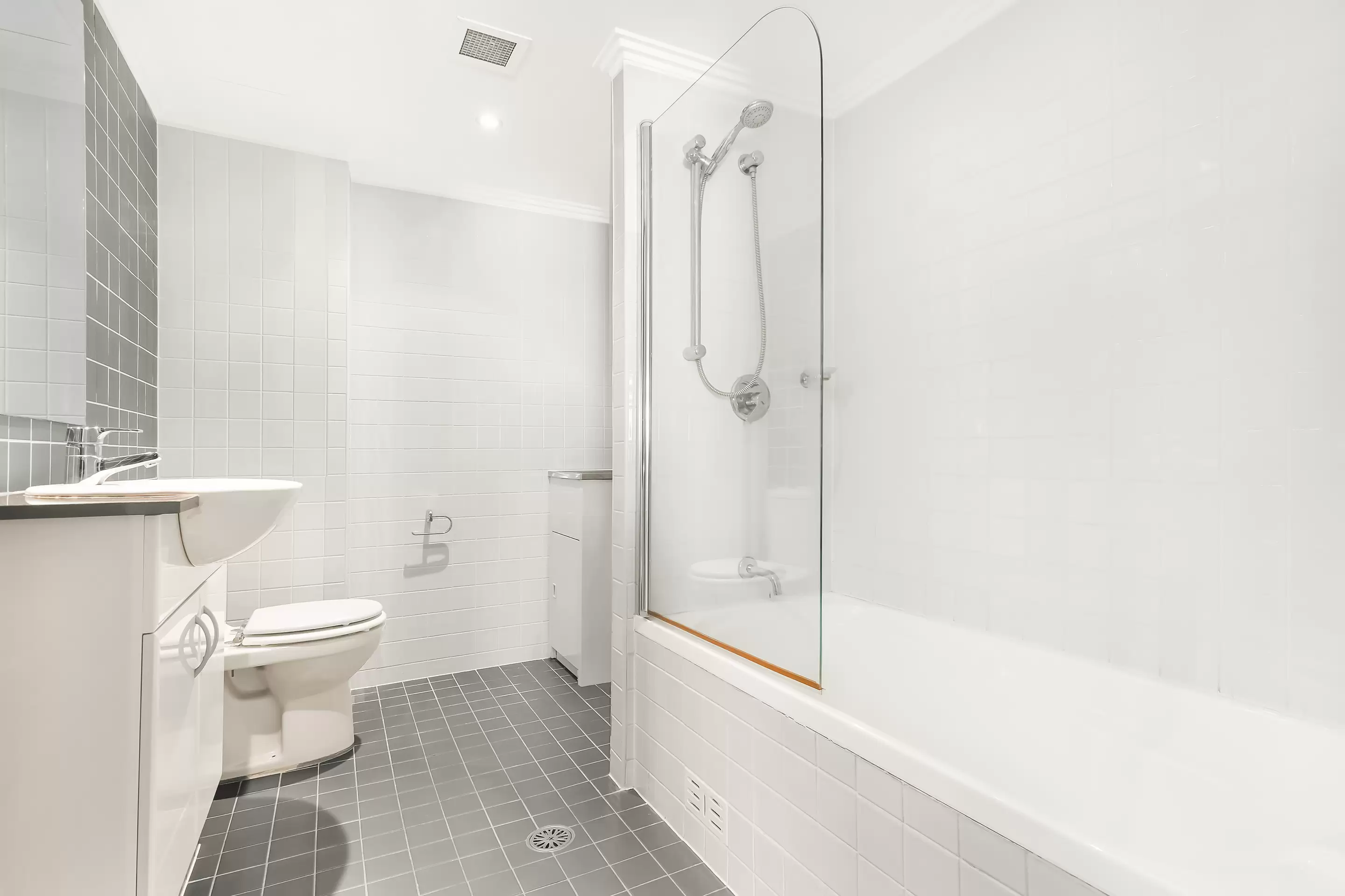 1/74 McLachlan Avenue, Rushcutters Bay Leased by Bradfield Badgerfox - image 1