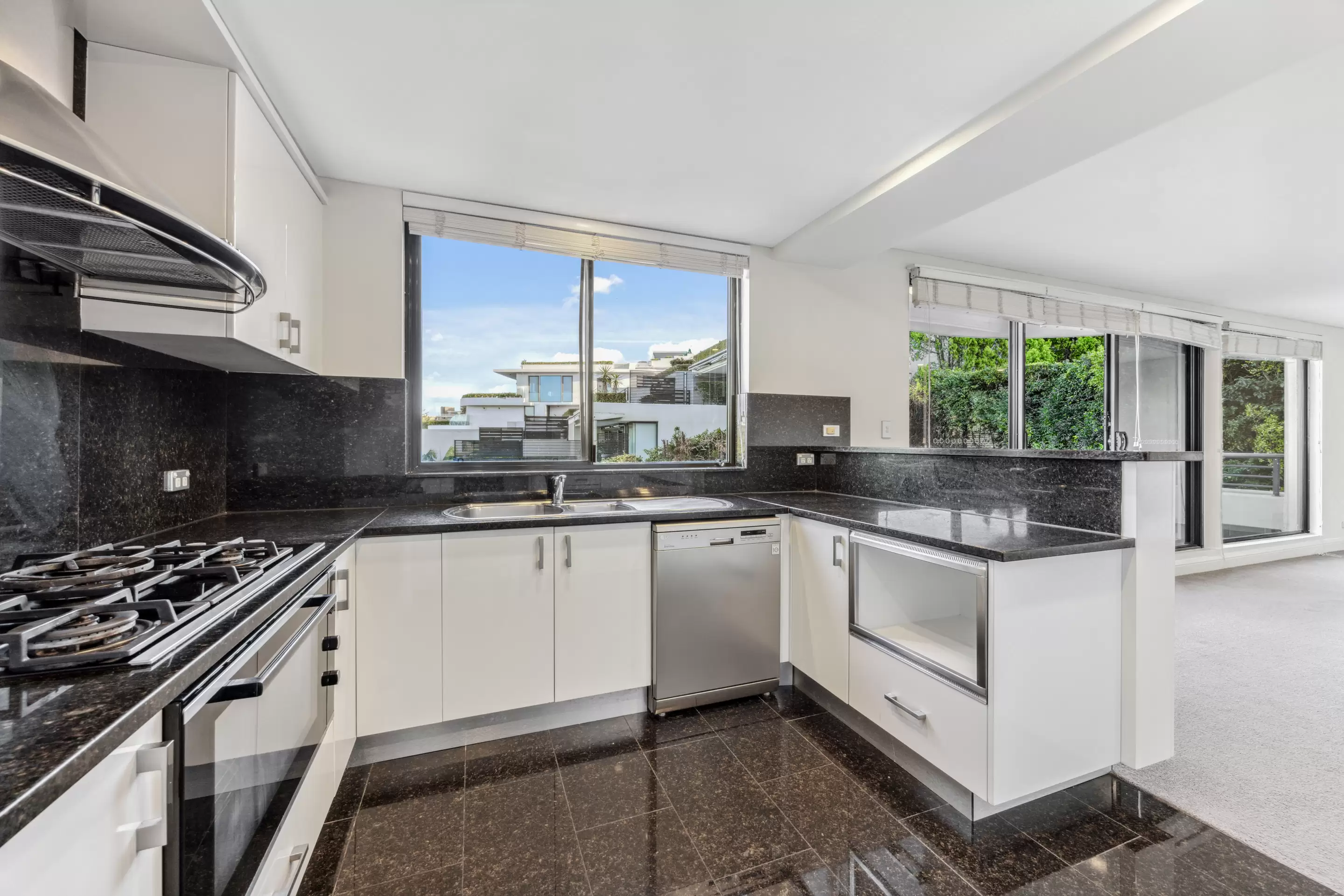 7/11 Birriga Road, Bellevue Hill Leased by Bradfield Badgerfox - image 1