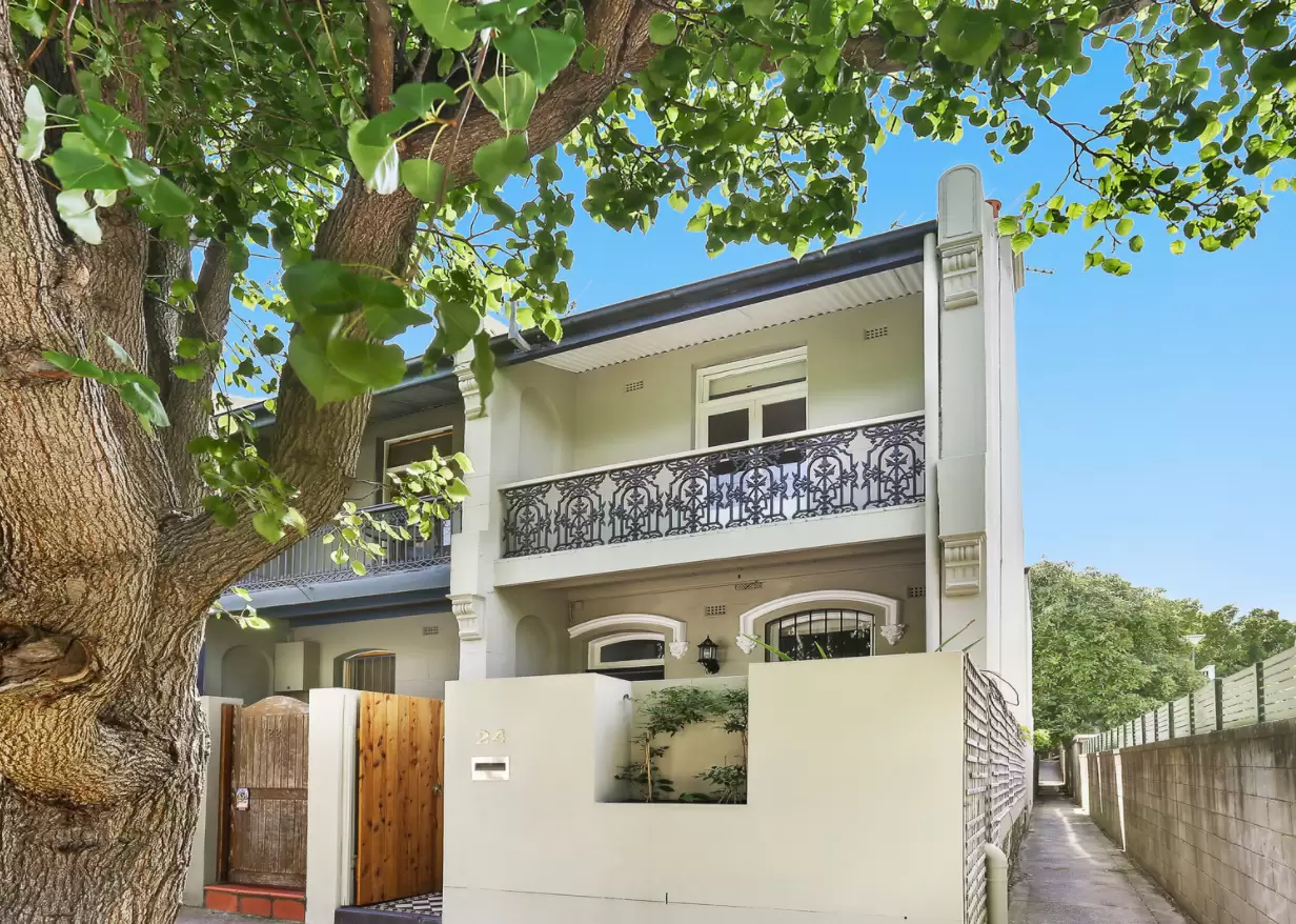 24 Mackenzie Street, Bondi Junction Leased by Bradfield Badgerfox - image 1
