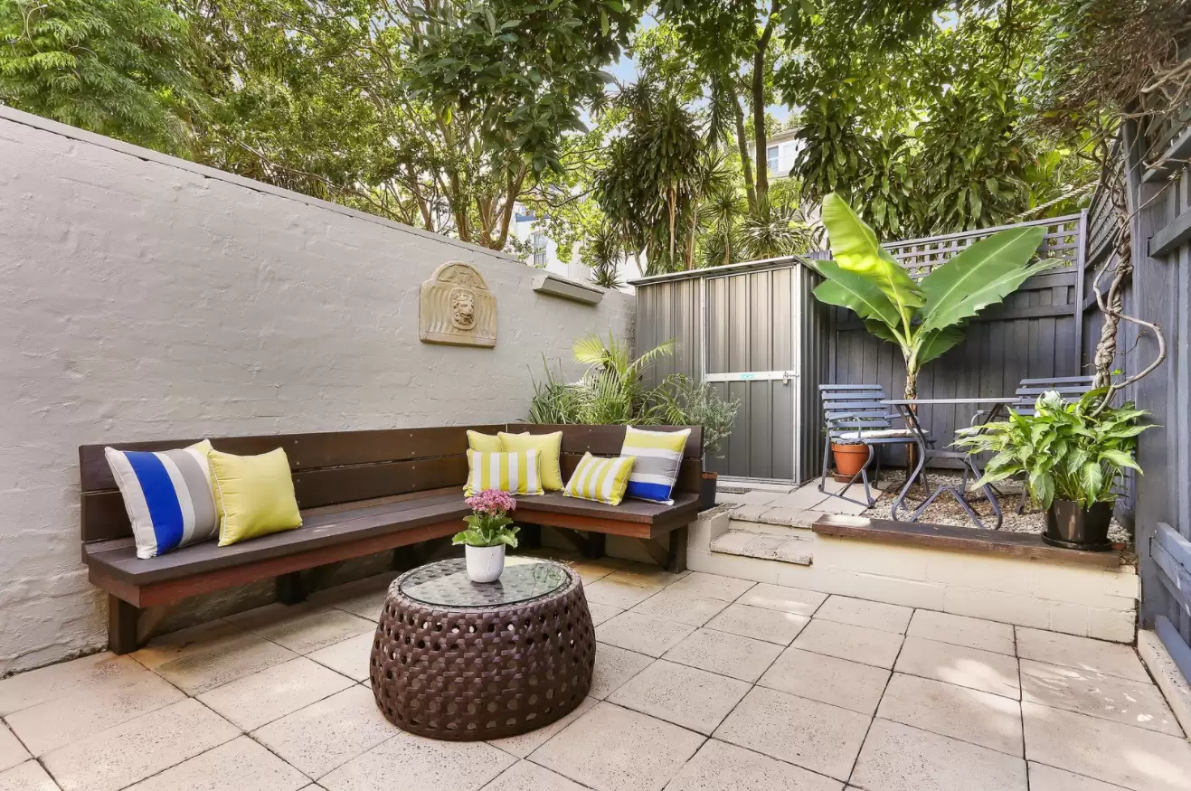 24 Mackenzie Street, Bondi Junction Leased by Bradfield Badgerfox - image 1