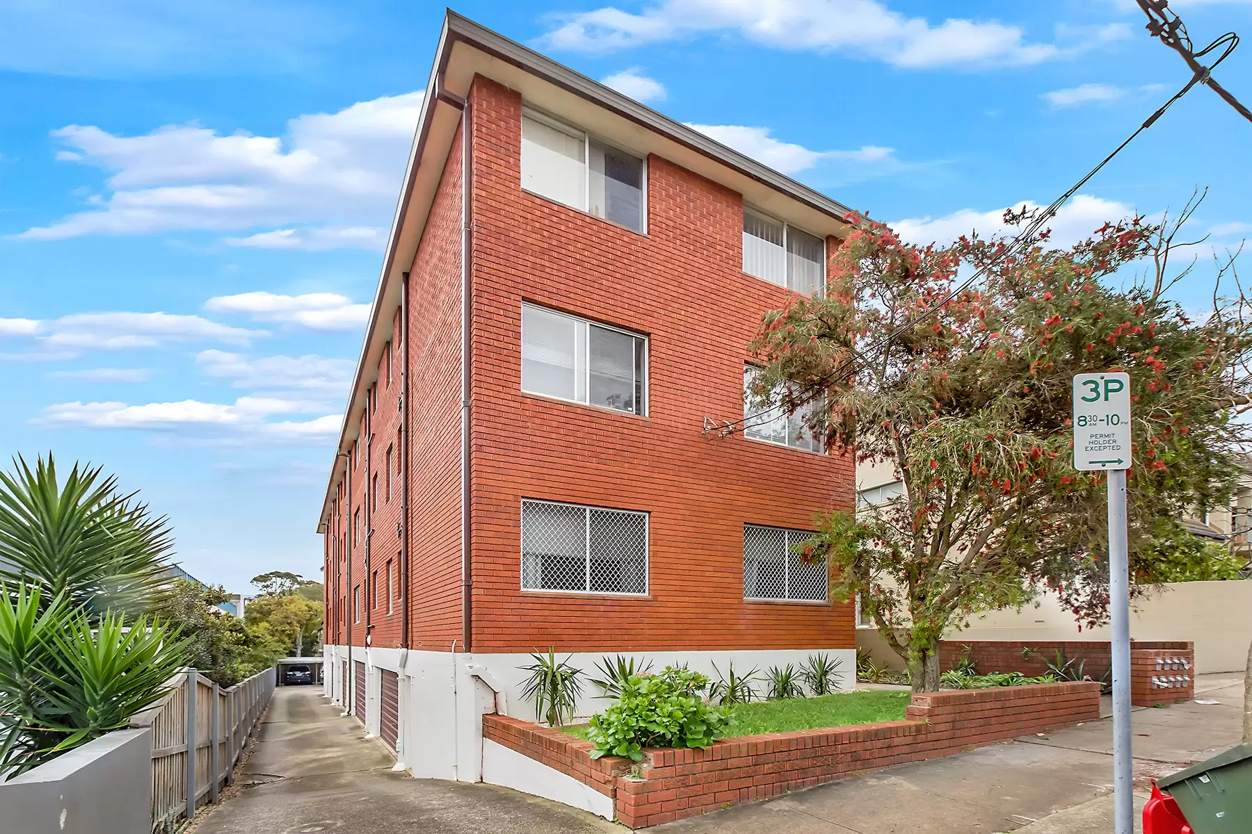 6/12 Dine Street, Randwick Leased by Bradfield Badgerfox - image 1