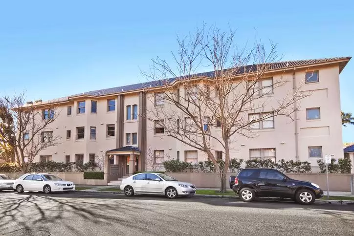 9/5 Elanora Street, Rose Bay Leased by Bradfield Badgerfox - image 1