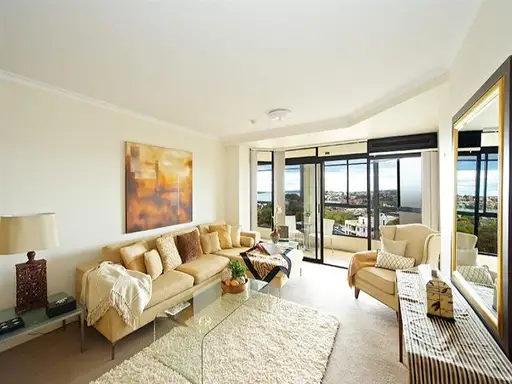 1205/180 Ocean Street, Edgecliff Sold by Bradfield Badgerfox