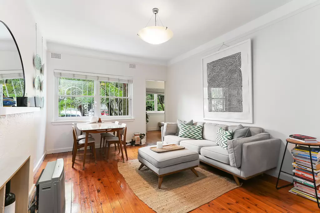 4/35 Nelson Street, Woollahra Leased by Bradfield Badgerfox