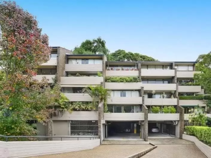 17/110 Cascade Street, Paddington Leased by Bradfield Badgerfox - image 1